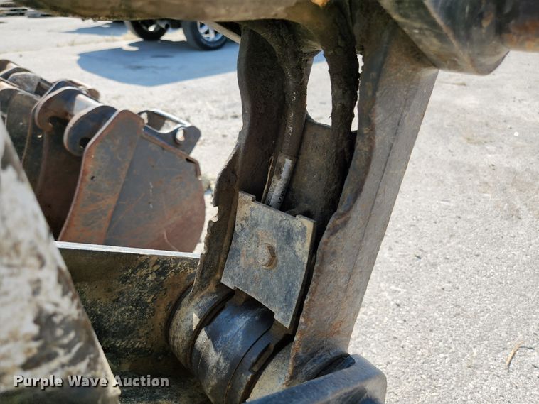 image for item MU9232 2011 Bobcat E50  mini excavator