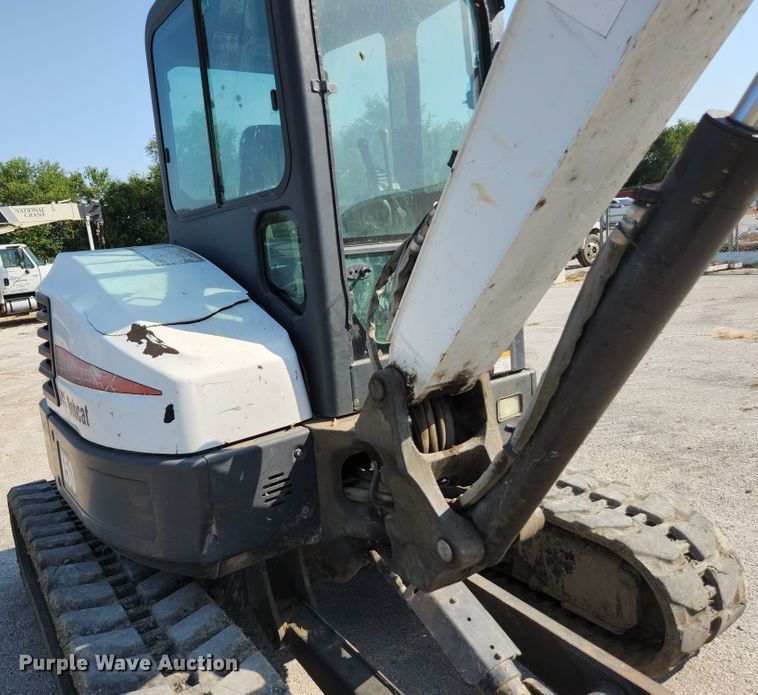 image for item MU9232 2011 Bobcat E50  mini excavator