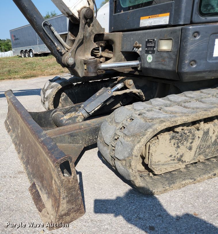 image for item MU9232 2011 Bobcat E50  mini excavator