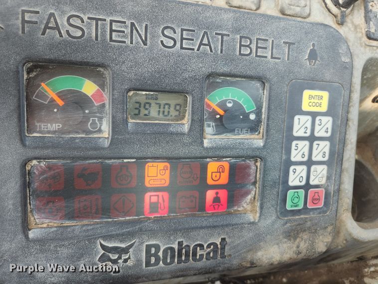 image for item MU9232 2011 Bobcat E50  mini excavator