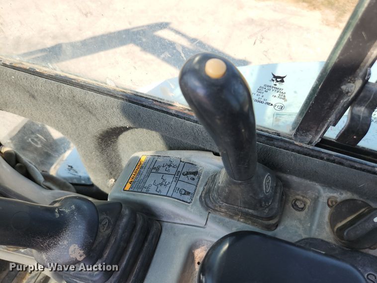 image for item MU9232 2011 Bobcat E50  mini excavator