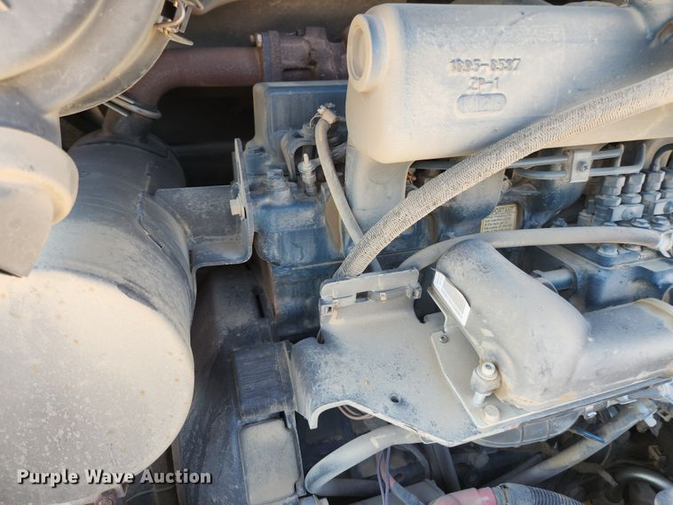 image for item MU9232 2011 Bobcat E50  mini excavator