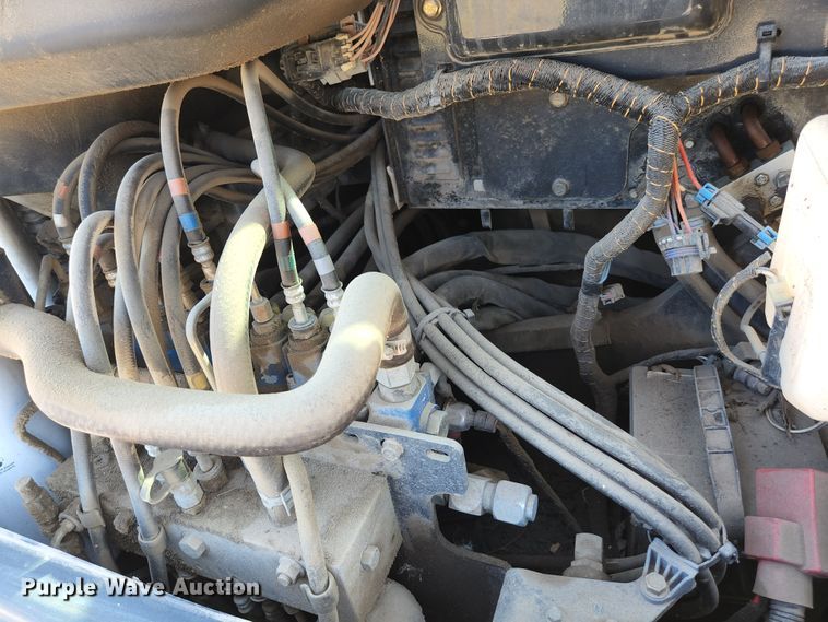 image for item MU9232 2011 Bobcat E50  mini excavator