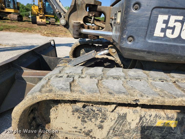 image for item MU9232 2011 Bobcat E50  mini excavator