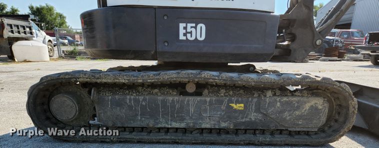 image for item MU9232 2011 Bobcat E50  mini excavator