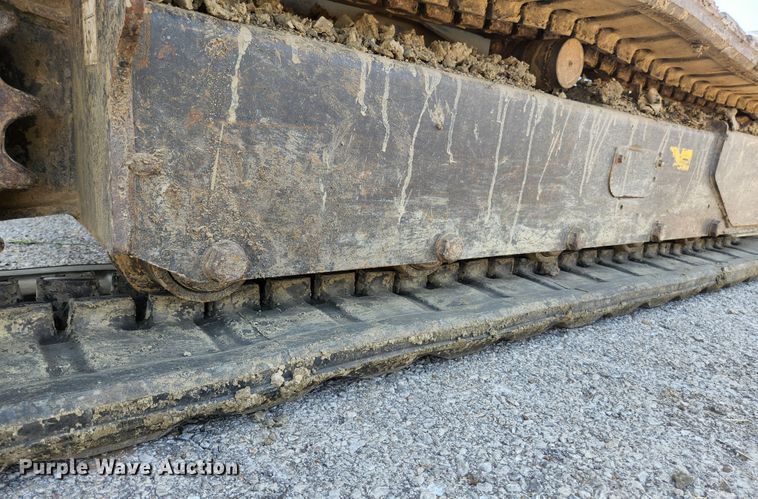 image for item MU9232 2011 Bobcat E50  mini excavator