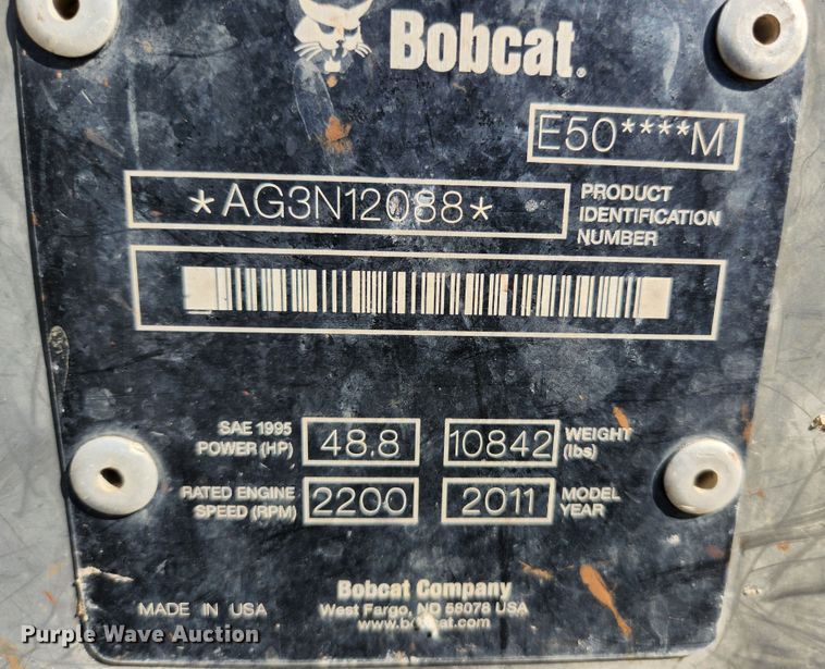 image for item MU9232 2011 Bobcat E50  mini excavator