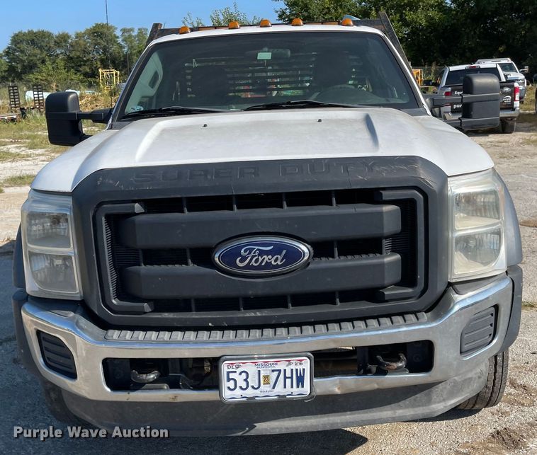 image for item MU9235 2012 Ford F550 Super Duty XL  flatbed truck