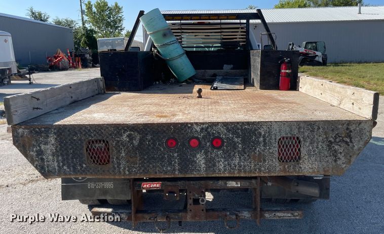 image for item MU9235 2012 Ford F550 Super Duty XL  flatbed truck