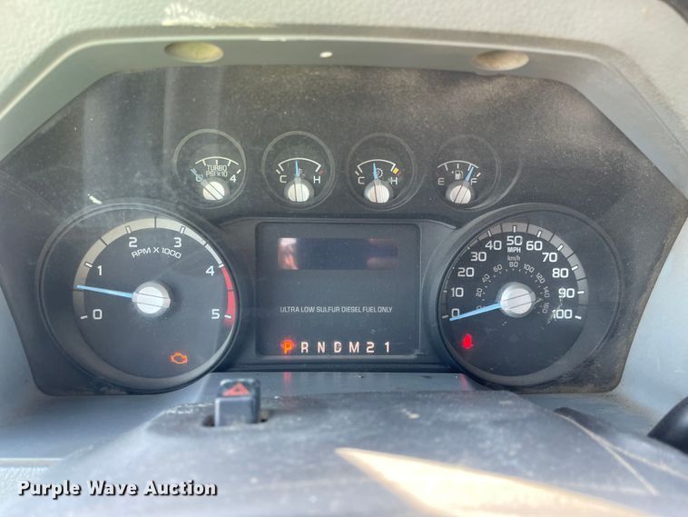 image for item MU9235 2012 Ford F550 Super Duty XL  flatbed truck