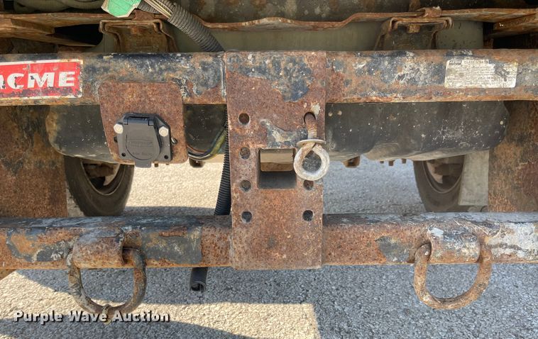 image for item MU9235 2012 Ford F550 Super Duty XL  flatbed truck