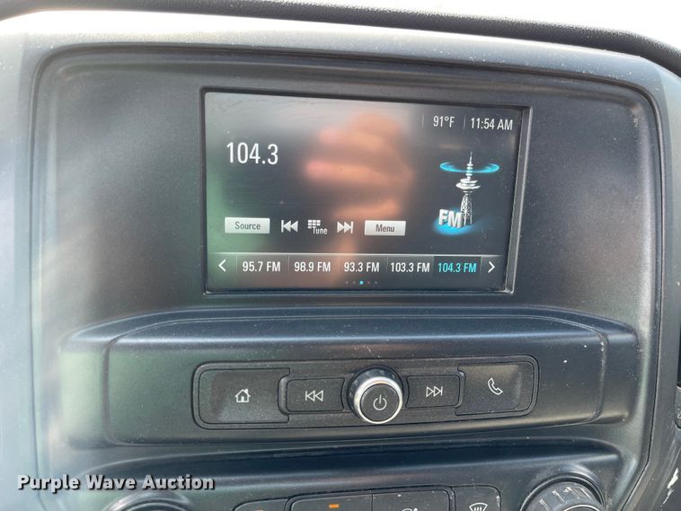 image for item MU9237 2019 Chevrolet Silverado 5500HD  flatbed truck