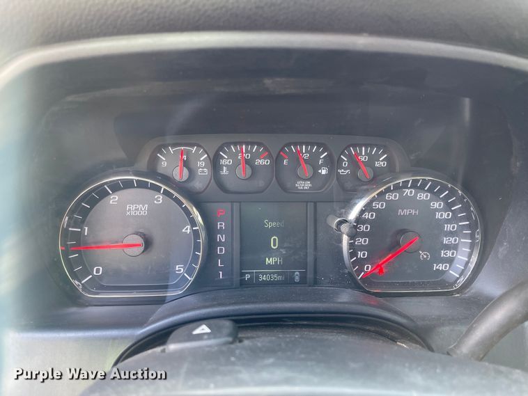 image for item MU9237 2019 Chevrolet Silverado 5500HD  flatbed truck