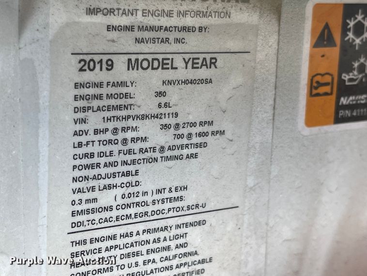 image for item MU9237 2019 Chevrolet Silverado 5500HD  flatbed truck