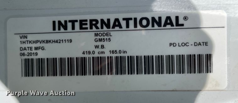 image for item MU9237 2019 Chevrolet Silverado 5500HD  flatbed truck