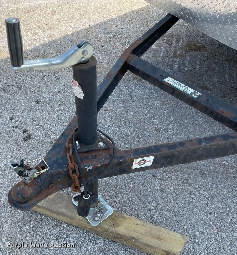 image for item MU9238 2012 Carry-On  enclosed cargo trailer