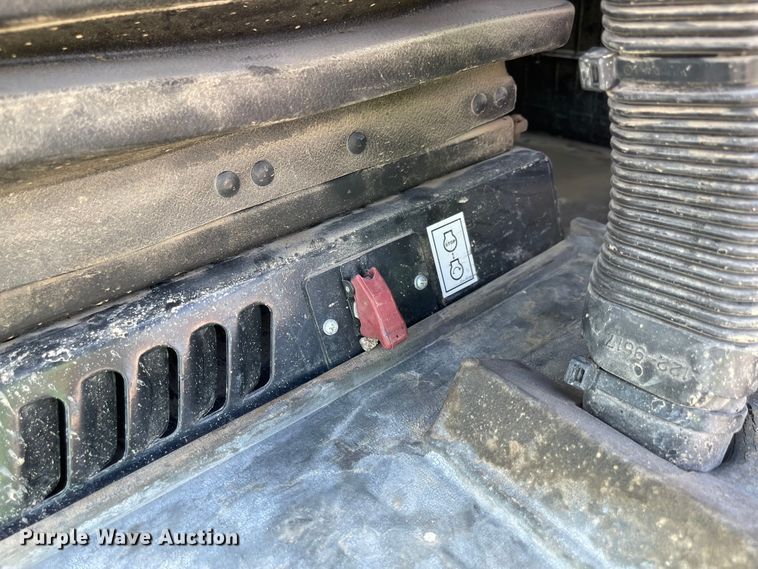 image for item MU9246 2017 Caterpillar 313F L GC  excavator