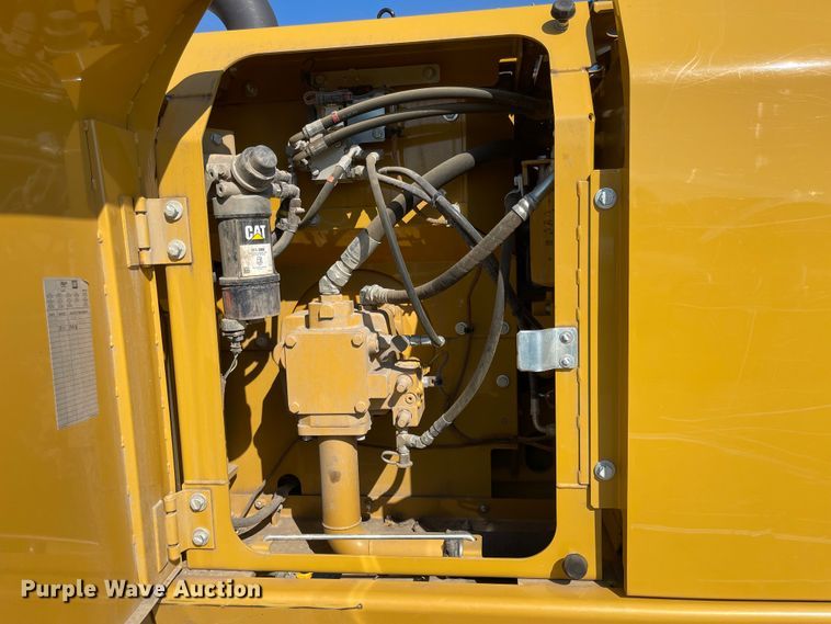 image for item MU9246 2017 Caterpillar 313F L GC  excavator