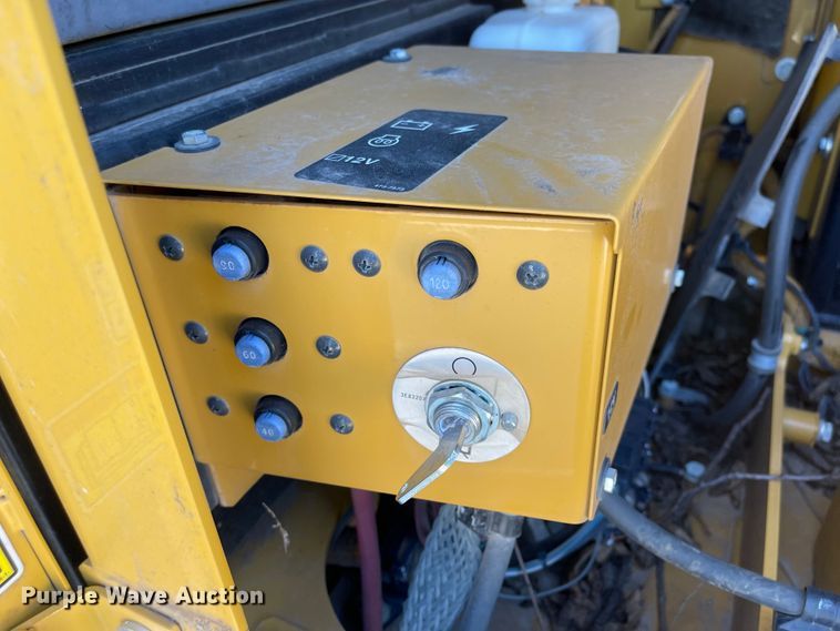 image for item MU9246 2017 Caterpillar 313F L GC  excavator