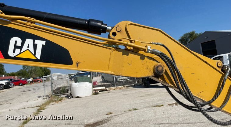 image for item MU9246 2017 Caterpillar 313F L GC  excavator