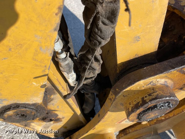 image for item MU9246 2017 Caterpillar 313F L GC  excavator