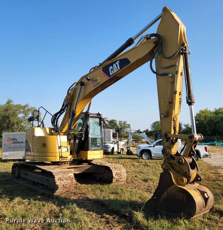 image for item MU9247 2014 Caterpillar 321D LCR  excavator