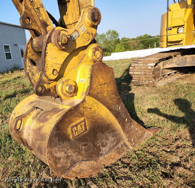 image for item MU9247 2014 Caterpillar 321D LCR  excavator