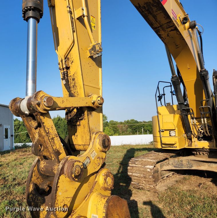 image for item MU9247 2014 Caterpillar 321D LCR  excavator