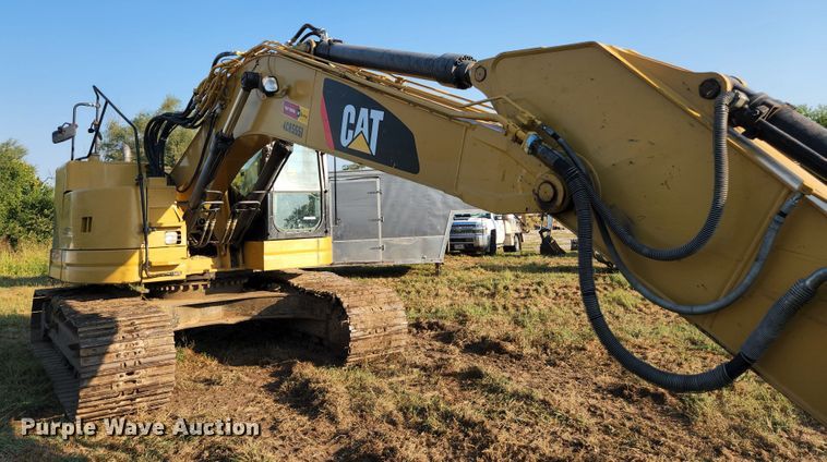 image for item MU9247 2014 Caterpillar 321D LCR  excavator