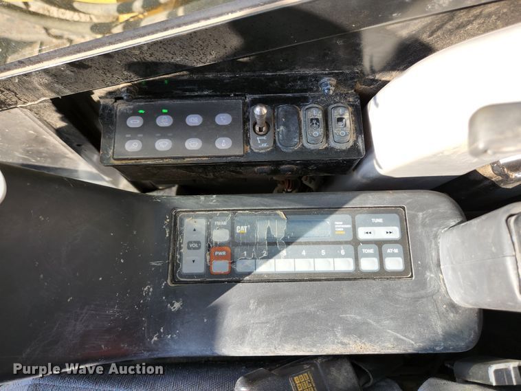 image for item MU9247 2014 Caterpillar 321D LCR  excavator