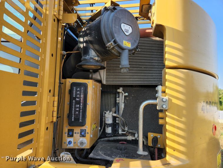 image for item MU9247 2014 Caterpillar 321D LCR  excavator