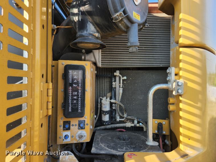 image for item MU9247 2014 Caterpillar 321D LCR  excavator