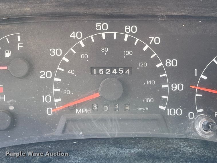 image for item MU9248 2002 Ford F750 Super Duty XL  dump truck