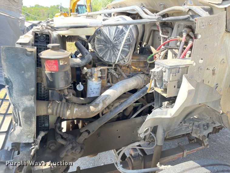 image for item MU9248 2002 Ford F750 Super Duty XL  dump truck