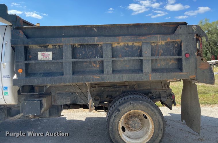 image for item MU9248 2002 Ford F750 Super Duty XL  dump truck