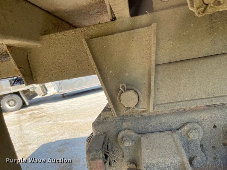 image for item MU9248 2002 Ford F750 Super Duty XL  dump truck