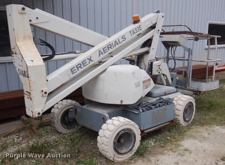 image for item MU9755 1998 Terex TA33E  boom lift