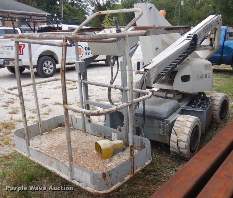 image for item MU9755 1998 Terex TA33E  boom lift