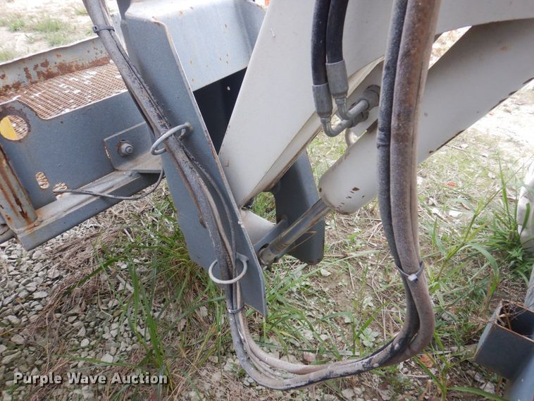 image for item MU9755 1998 Terex TA33E  boom lift