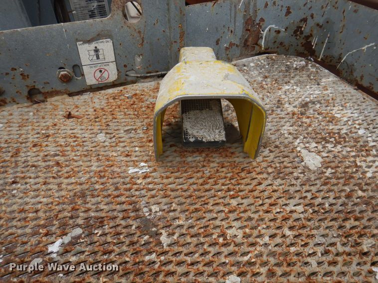 image for item MU9755 1998 Terex TA33E  boom lift