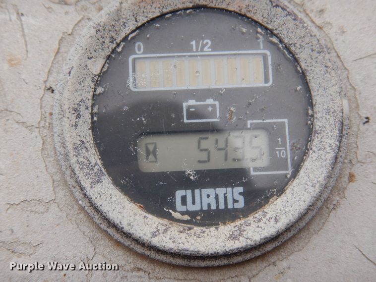 image for item MU9755 1998 Terex TA33E  boom lift