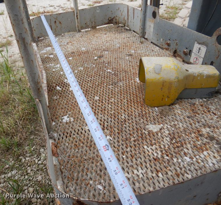 image for item MU9755 1998 Terex TA33E  boom lift