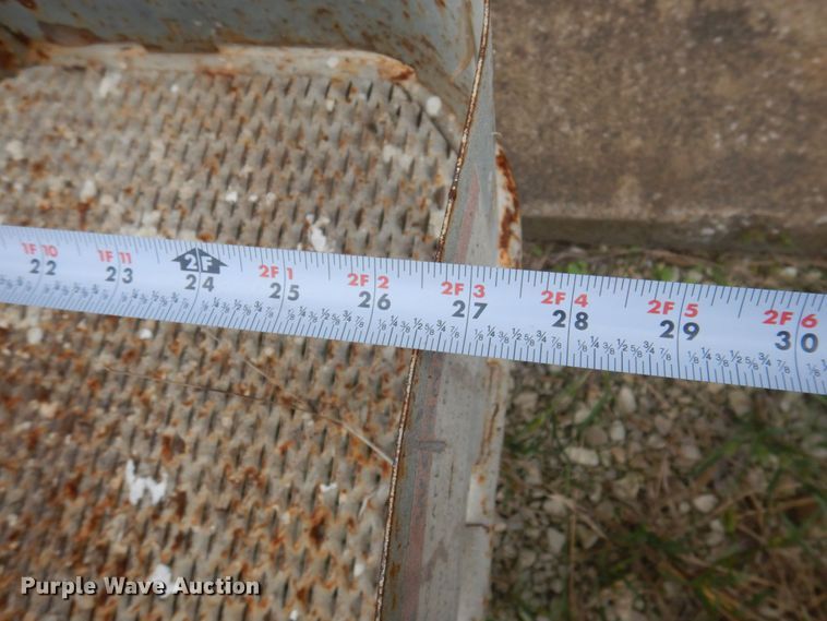 image for item MU9755 1998 Terex TA33E  boom lift