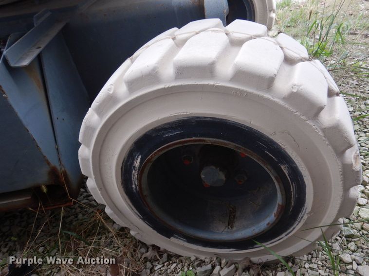 image for item MU9755 1998 Terex TA33E  boom lift