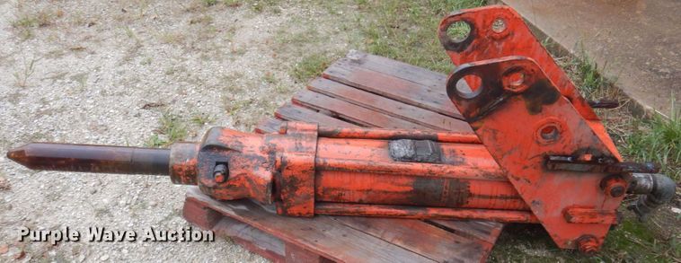 image for item MU9757 Pneumatic breaker