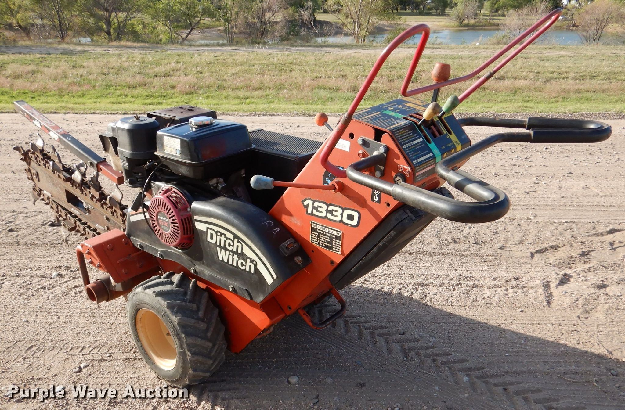 2007 Ditch Witch 1330 trencher in Great Bend, KS Item LU9581 sold