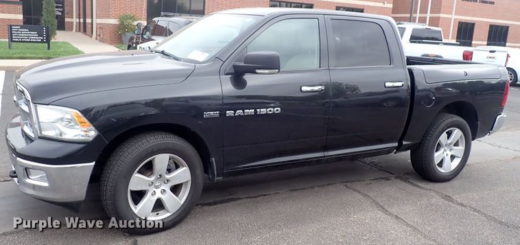 image for item DG2669 2011 Dodge Ram 1500  Crew Cab pickup truck