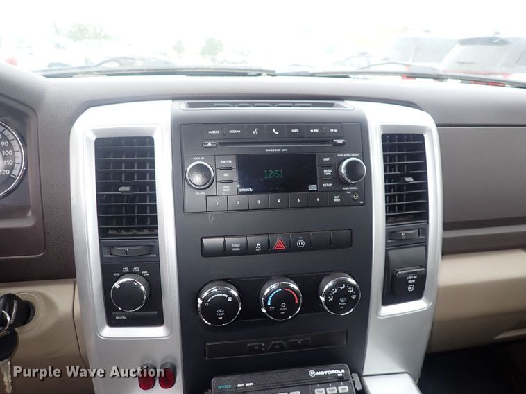 image for item DG2669 2011 Dodge Ram 1500  Crew Cab pickup truck