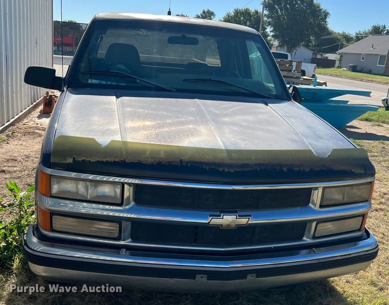 image for item DJ7709 1998 Chevrolet C1500  Ext. Cab pickup truck