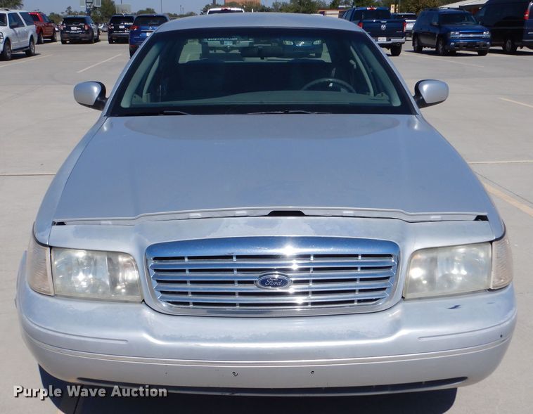 image for item DM2505 2001 Ford Crown Victoria Police Interceptor